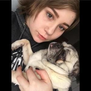 Meet your Posher, Emma