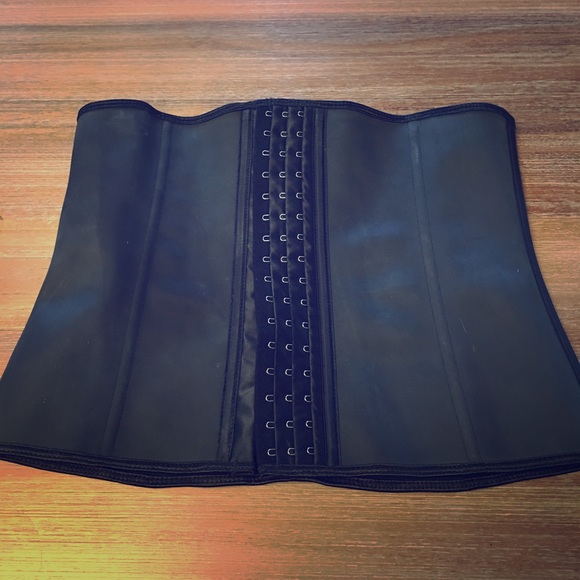 Waist Trainer