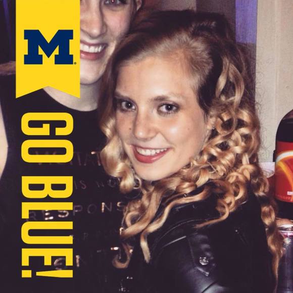 Meet your Posher, Grace c.