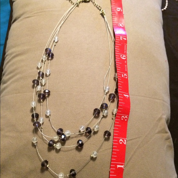 Purple/ White Beaded Necklace w/ adjustable clasp - Picture 2 of 4