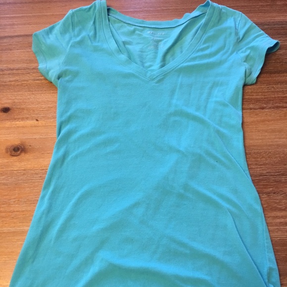 Wet Seal tee shirt