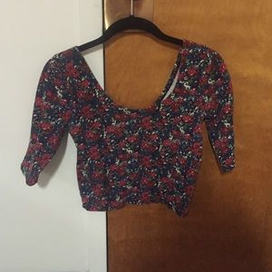 Hollister top
