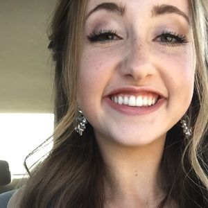 Meet your Posher, Kylee