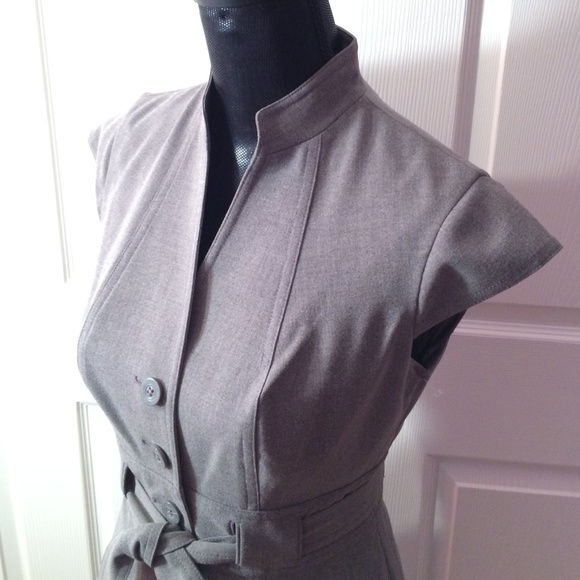 "SOLD" BRAND NEW CALVIN KLEIN DRESS. - Picture 4 of 4