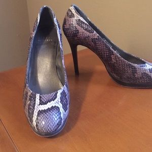 Stuart Weitzman Pumps
