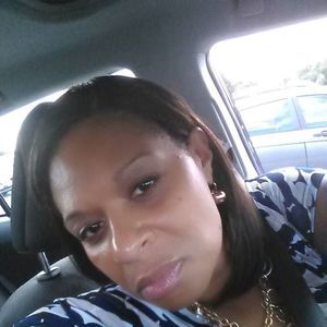 Meet your Posher, Myra