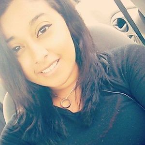 Meet your Posher, Estella