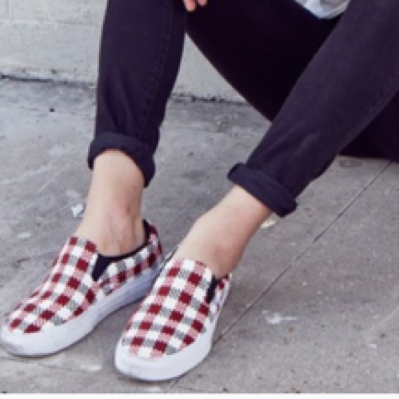 vans classic slip on plaid