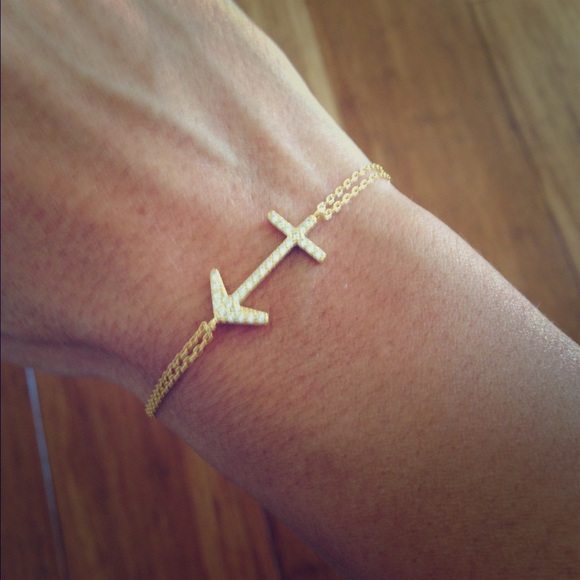 Gold filled anchor bracelet