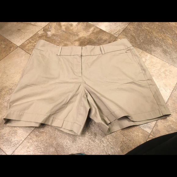 Ann Taylor Loft Riviera Short with 4 1/2" inseam
