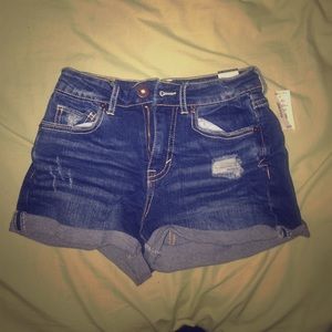 Bethany Mota high waisted shorts