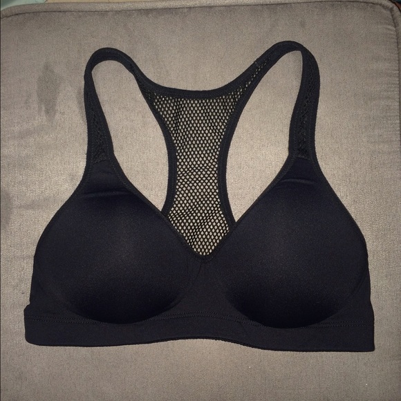 VS Yoga Sports Bra