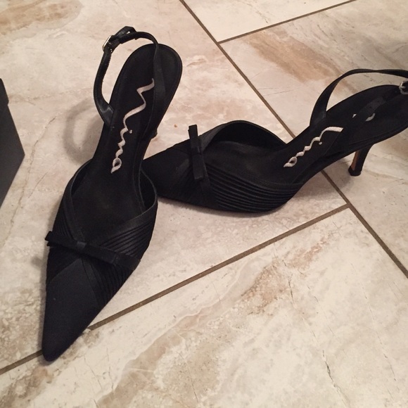 Black luster sandals - Picture 3 of 4