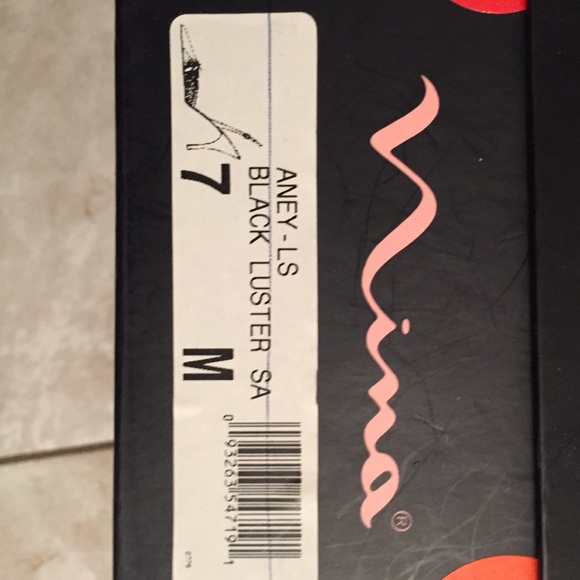 Black luster sandals - Picture 4 of 4