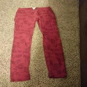 Red flowery skinnies