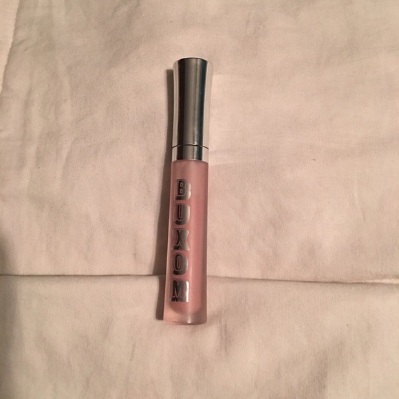 BUXOM PLUMPING LIP GLOSS