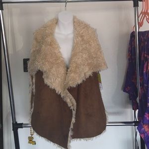 Giana binni wool vest