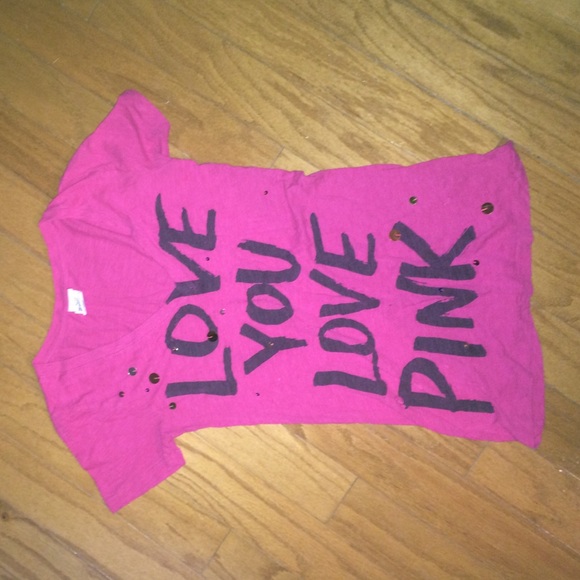 Set of three VS pink shirts - Picture 2 of 4