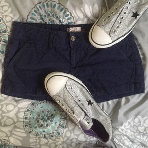 navy blue shorts