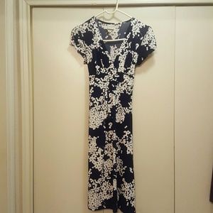 NAVY BLUE AND WHITE DRESS