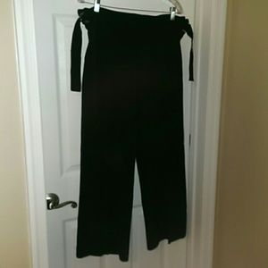 Black maternity trousers