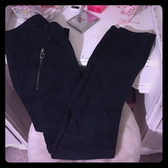Size 2 American eagle leggings!