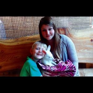 Meet your Posher, Delaney