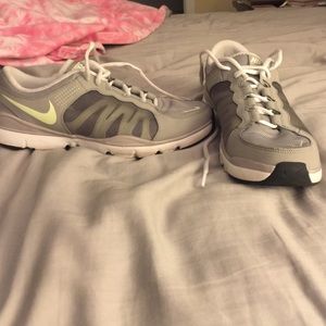 Nike Training Tennis Shoes!