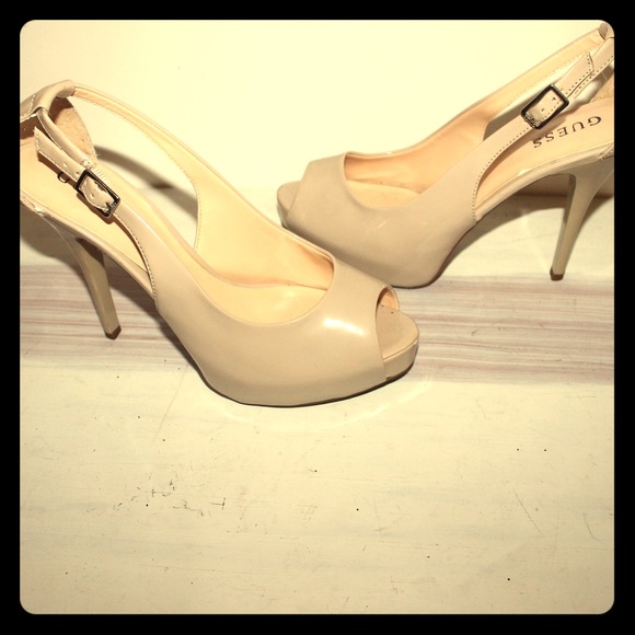 guess open toe heels