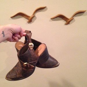 Qupid Sling Back Booties