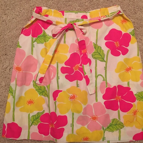 Lilly Pulitzer Size 6 Wrap Skirt