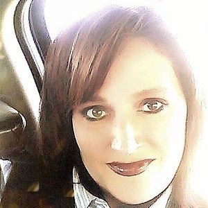 Meet your Posher, Rae