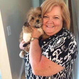 Meet your Posher, Shelly