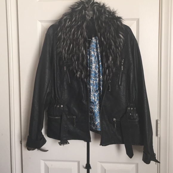 Jou Jou leather jacket with fur trim!!!!
