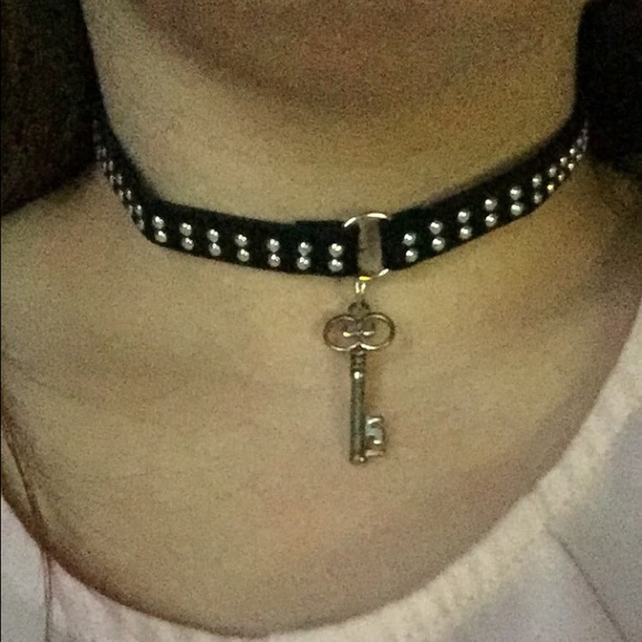 -SOLD-Chokers - Picture 4 of 4