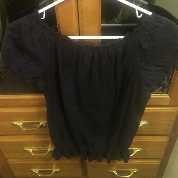 Hollister Shirt - Picture 3 of 3