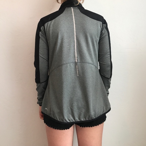 New Balance Running jacket - Picture 3 of 3