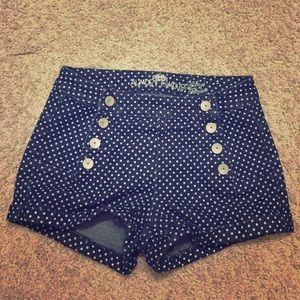 Polka dot high-waisted summer shorts
