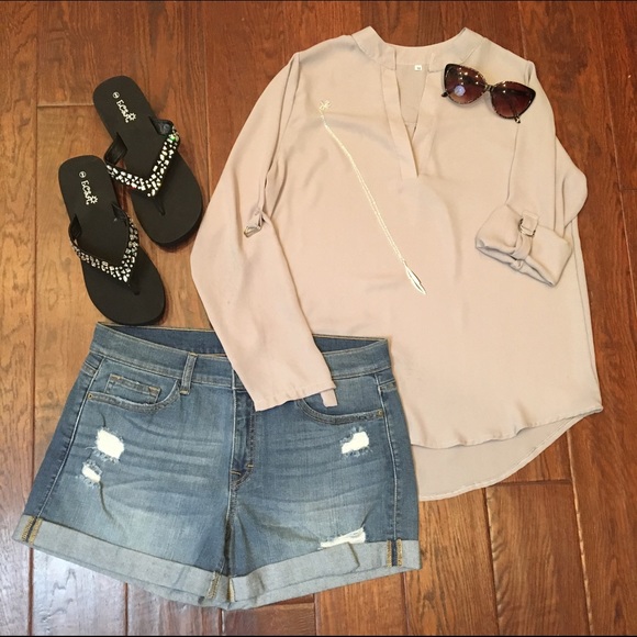 Grey Chiffon V Neck Top - Picture 4 of 4