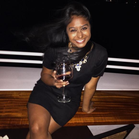 Meet your Posher, Sarah - Picture 1 of 1