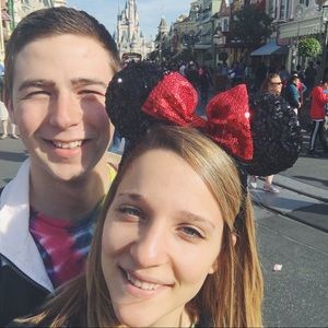 Meet your Posher, Reagan