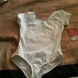 Short sleeve leotard