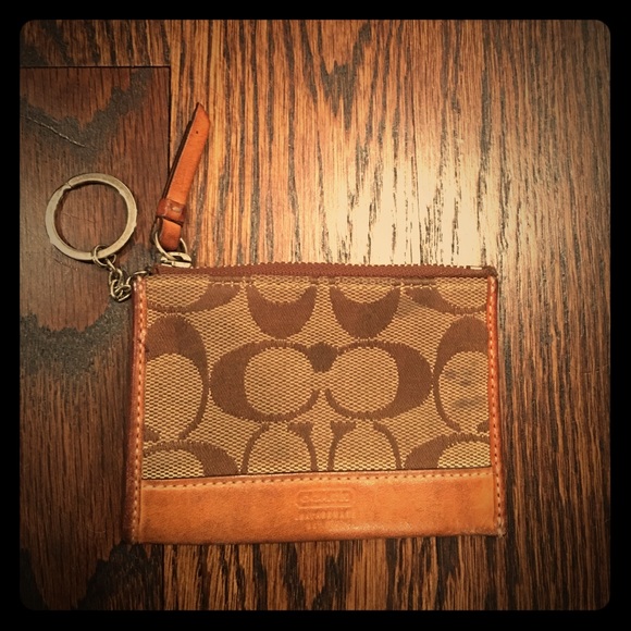 Coach change purse - Picture 1 of 1