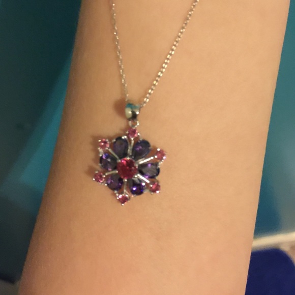 Flower necklace :real: