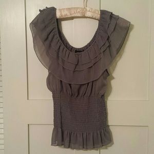 Off the shoulder or not, sexy top!