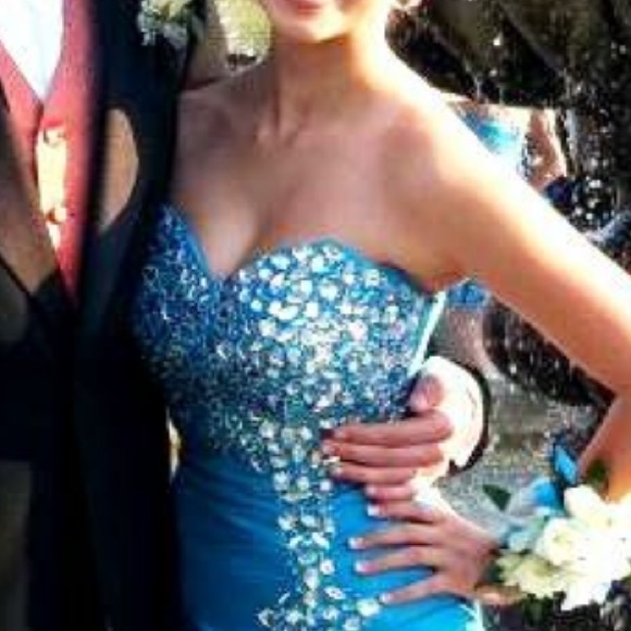 Aqua blue prom / formal dress - Picture 4 of 4