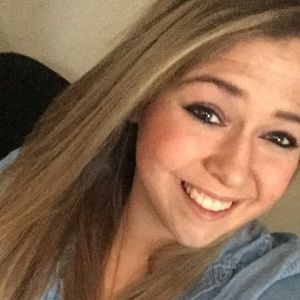 Meet your Posher, Mikaela