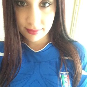 Meet your Posher, Daniela
