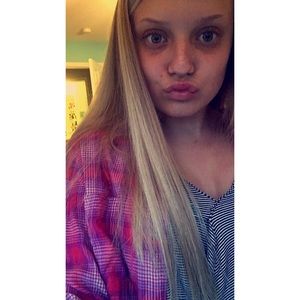 Meet your Posher, Izzy