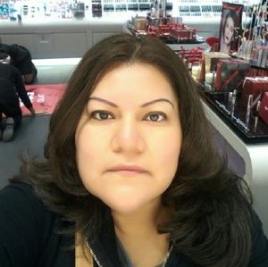 Meet your Posher, Beatriz